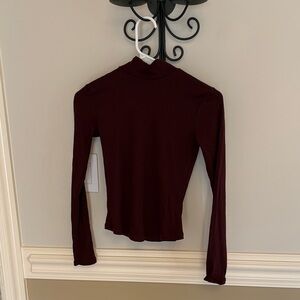 Athleta Deep maroon/burgundy ribbed turtleneck size XXS P